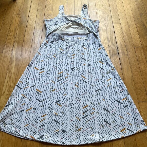 Prana Size M Skypath Sleeveless Shelf Bra Open Back Active Athleisure Sun Dress - Picture 14 of 16